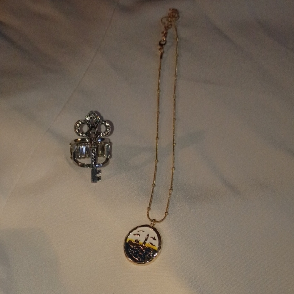 Gold-Tone Sailboat Pendant Necklace with Chain .. Not Real Gold.